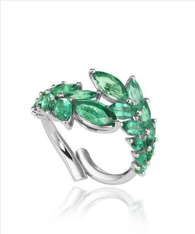 上海精美珠宝 翡翠戒指的多样化款式与独特设计美学