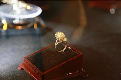 璀璨绽放，创意无限——青岛大学首饰与珠宝设计毕业展引燃艺术火花